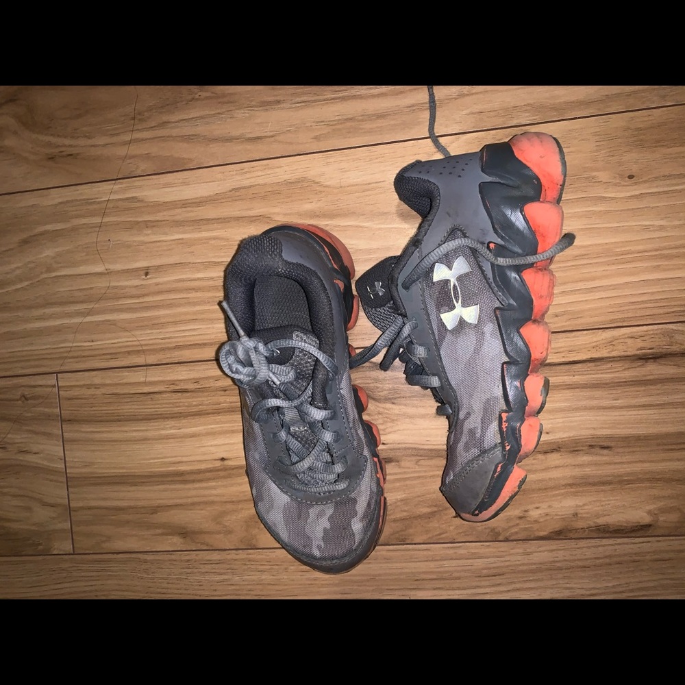 Boys under armour shoes
